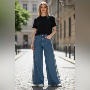 H&M Baggy Straight Leg Side Stripe Snap Jeans – Size 6